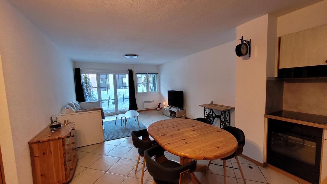 Appartement Avec Terrasse Ensoleillee グリュイエール エクステリア 写真